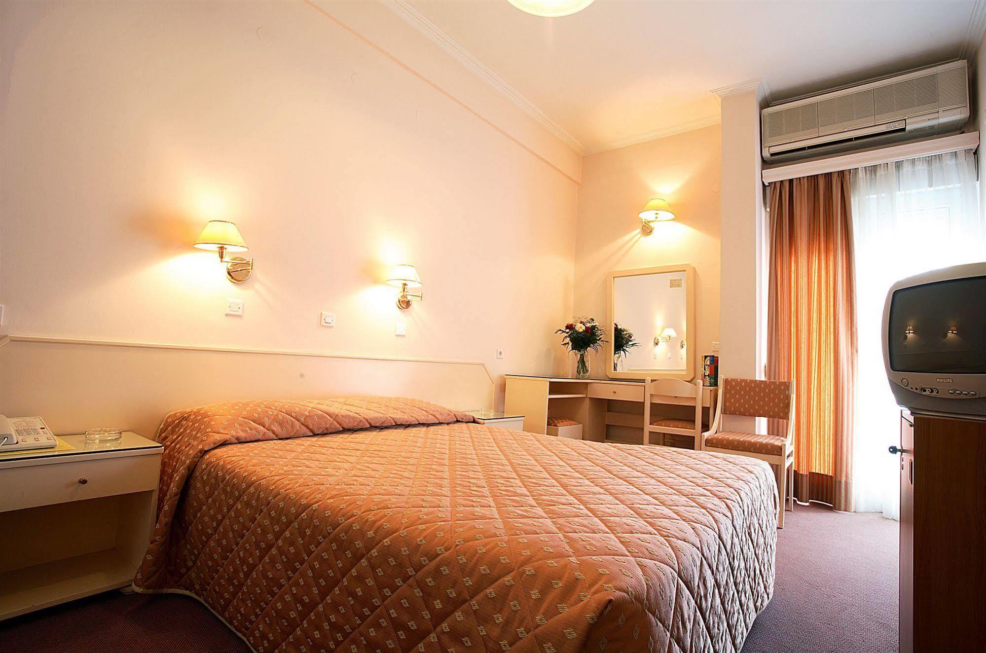 Palladion Hotel ヨアニナ 部屋 写真